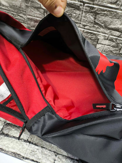 MOCHILA JORDAN SPLIT BAGPACK BRED (40 CM ALTO X 27 CM ANCHO , ESP LAP 14")