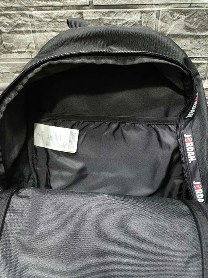 MOCHILA JORDAN JUMPMAN QUAD (21L) ESP LAPTOP 15"