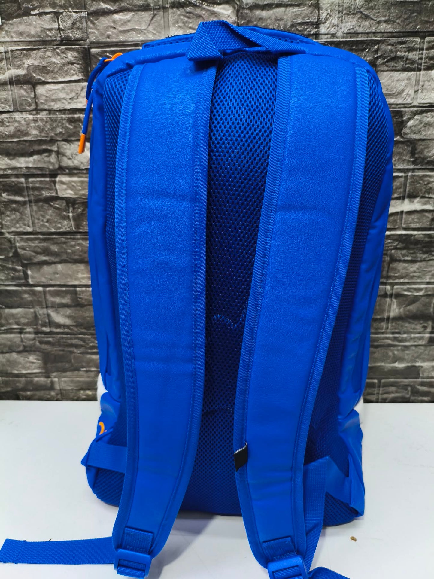 MOCHILA JORDAN 12 HYPER ROYAL EDITION ESP LAP 15" OFERTA!!