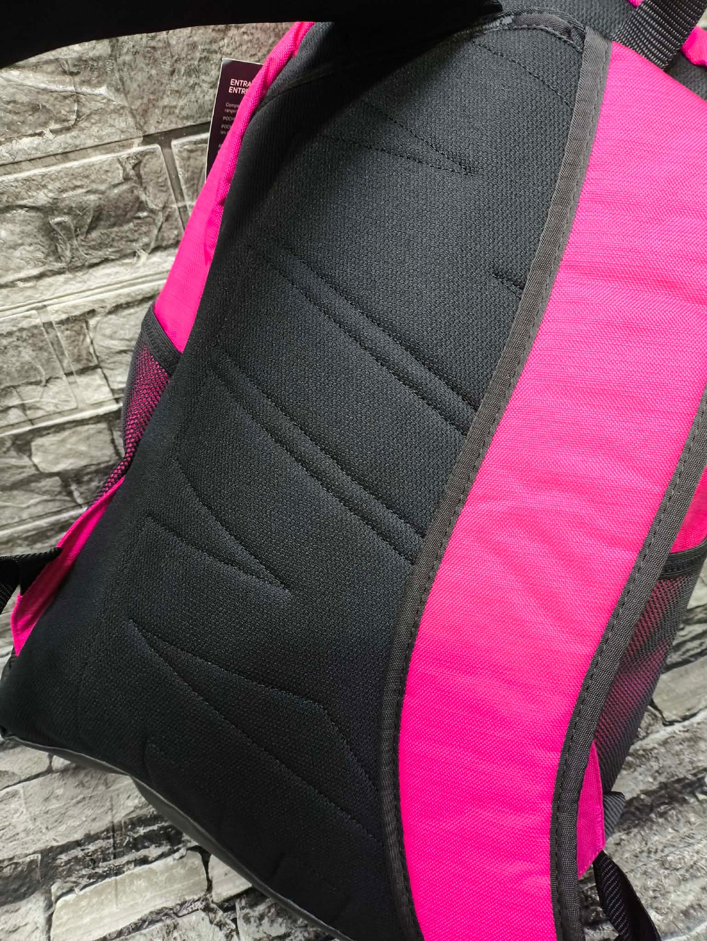 MOCHILA NIKE BRASILIA BAGPACK FUCHSIA (42 ALTO X 28CM ANCHO ESP LAP 15")