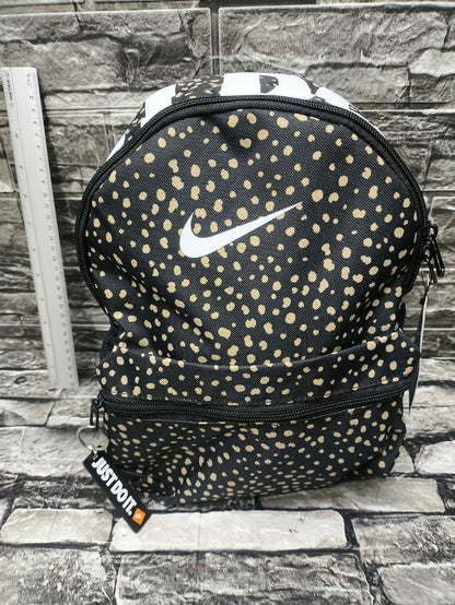MINI BAG NIKE "CHETTA" NIÑAS MEDIDAS:23CM ANCHO X 30CM ALTO