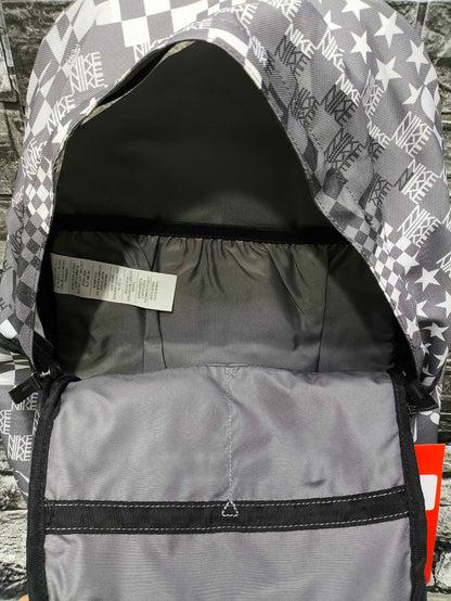 MOCHILA NIKE SOLEDAY ALL ACCES GRIS ESCORPION GRIS ESP PARA LAPTOP 15"