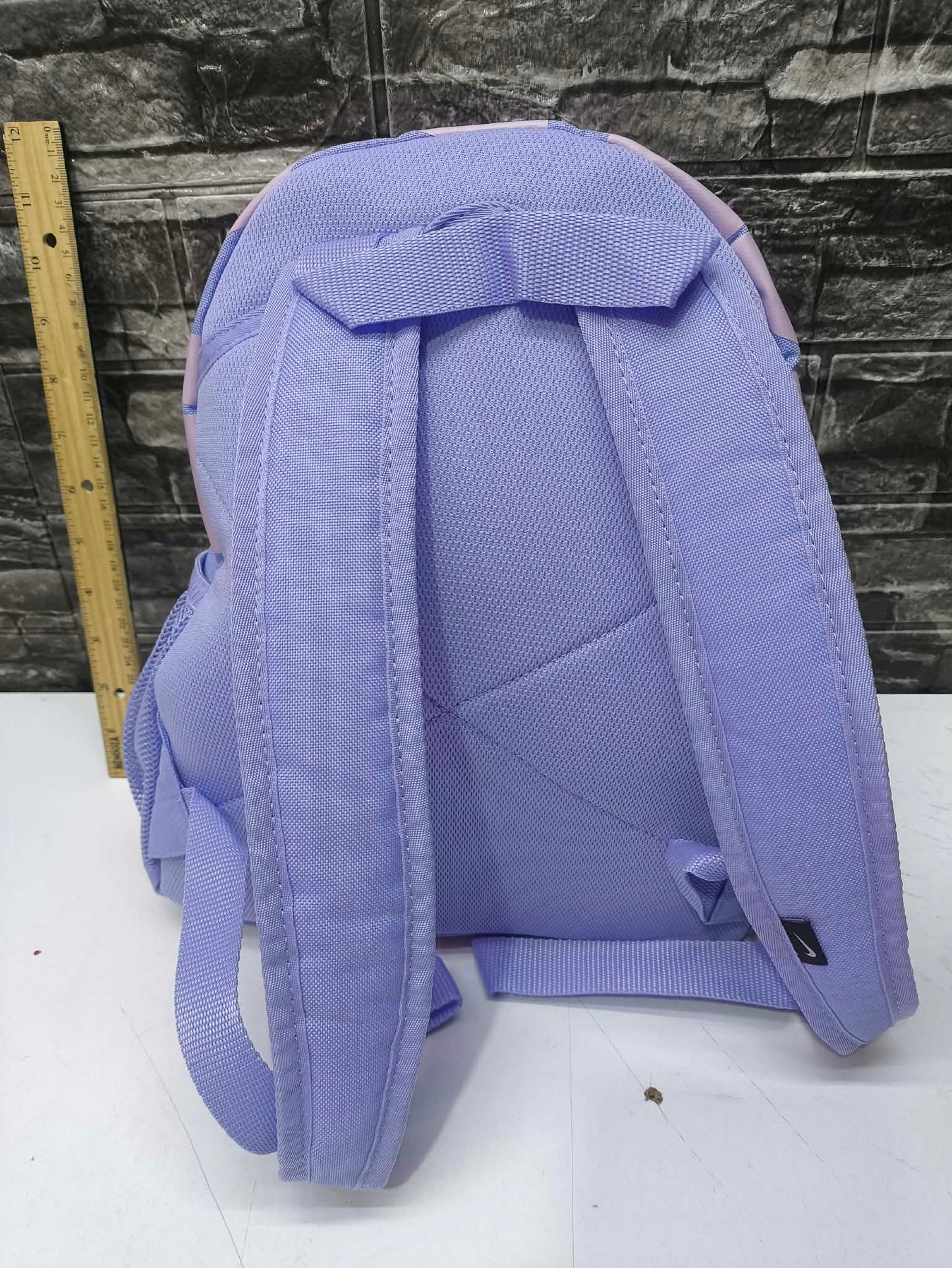 MINI BAG NIKE BRASILIA LILA PINK (30CM ALTO X 25CM ANCHO)