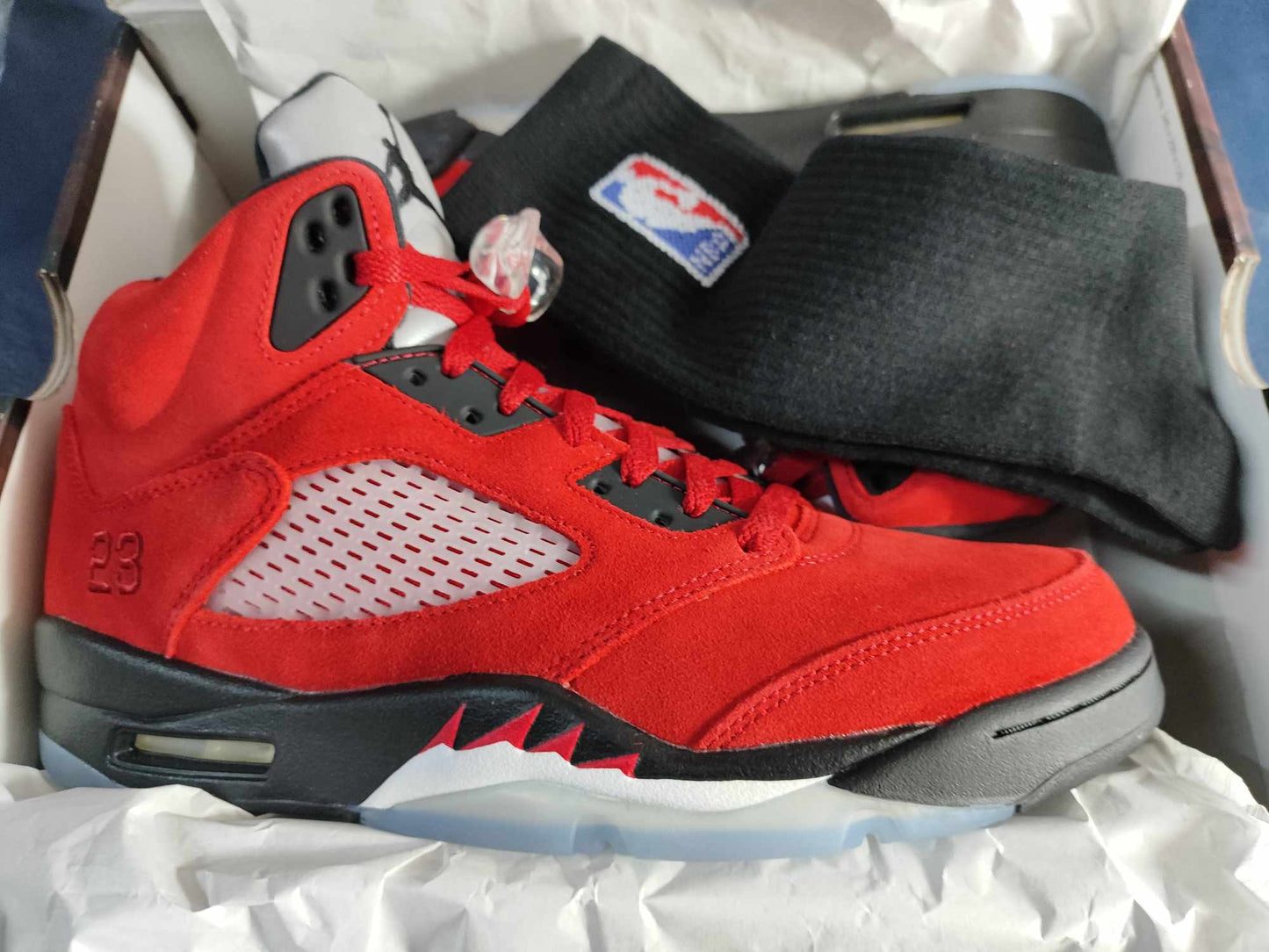 JORDAN 5 TORO BRAVO EN CAJA