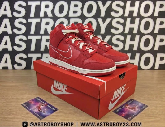 NIKE DUNK HIGH FIRST USE RED EN CAJA