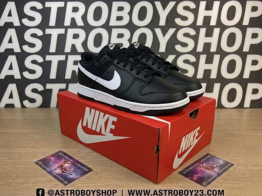 NIKE DUNK LOW BLACK AND WHITE EN CAJA