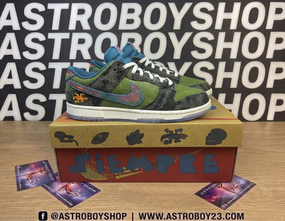 NIKE DUNK LOW IGUANA SIEMPRE FAMILIA EN CAJA