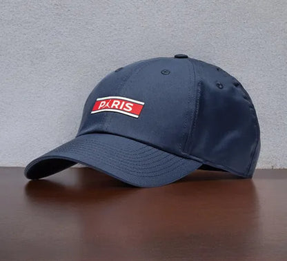 GORRA JORDAN CURVA X PSG PARIS BLUE TRAINING (UNITALLA ADULTO)