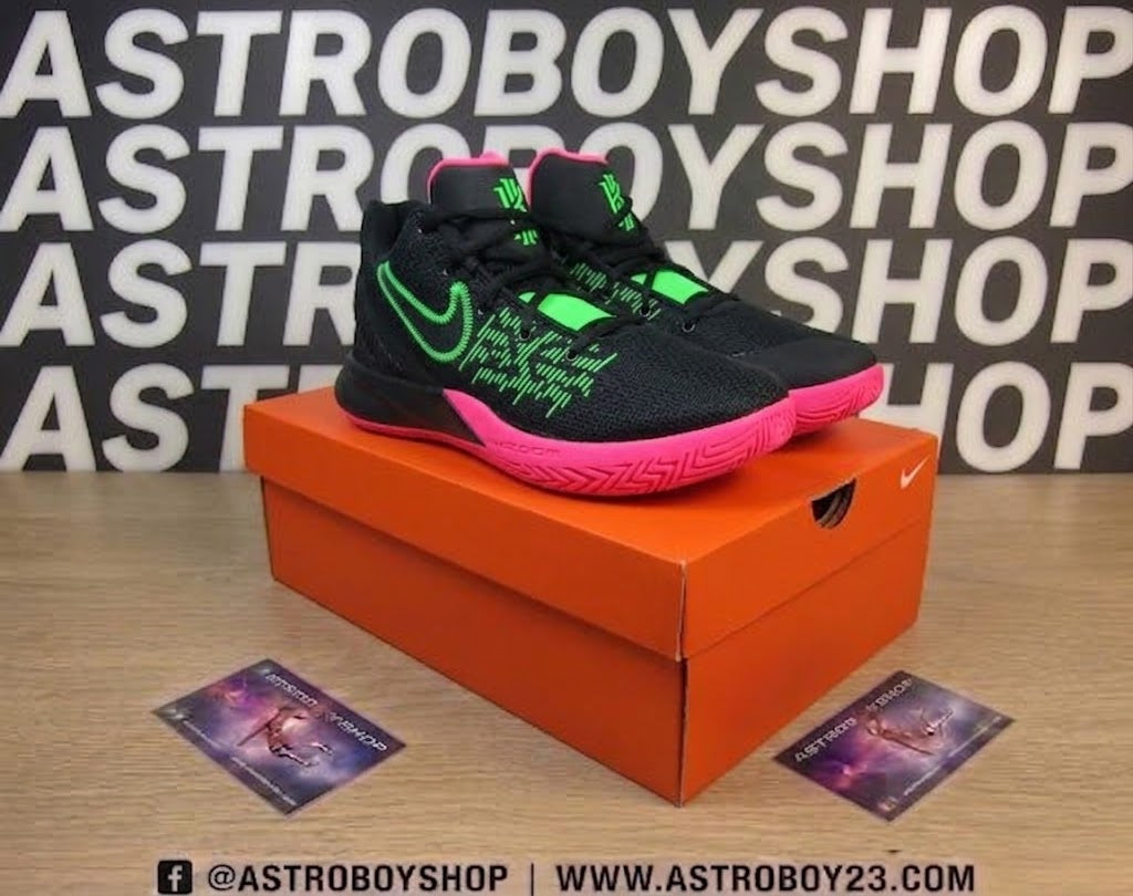 KYRIE IRVING FLYTRAP 2 HYPER PINK EN CAJA