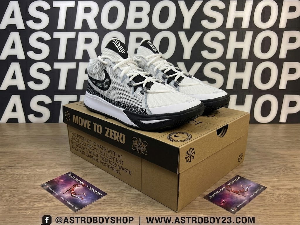 KYRIE IRVING FLYTRAP 6 WHITE "ZEBRA" EN CAJA
