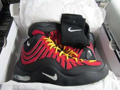 NIKE BAKIN VARSITY RED EN CAJA (2026)