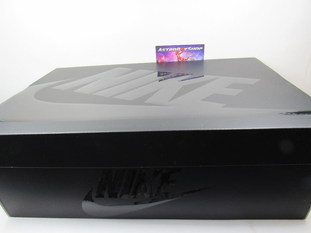 NIKE BAKIN VARSITY RED EN CAJA (2026)