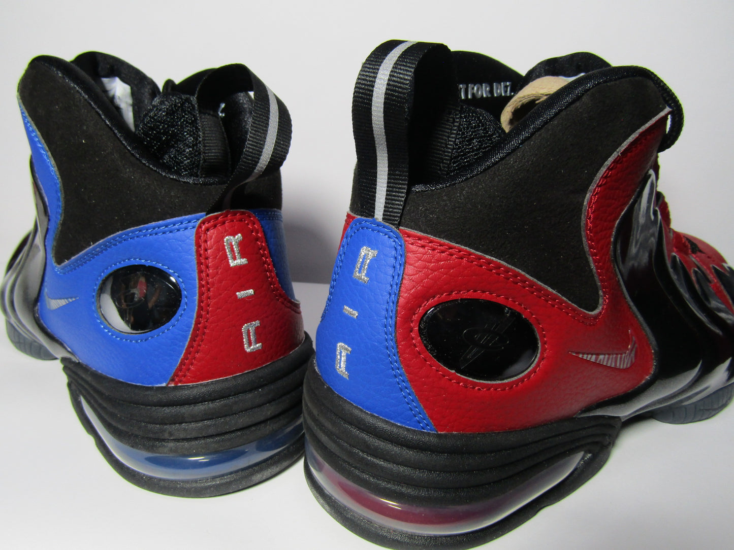 NIKE PENNY 3 "DO IT FOR DEZ" BICOLOR EN CAJA