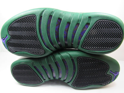 JORDAN 12 BUCKS GREEN EN CAJA