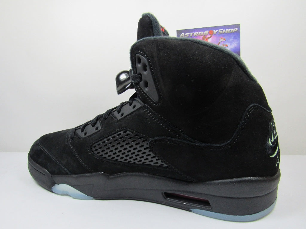 JORDAN 5 HALLOWEN GLOW IN THE DARK EN CAJA