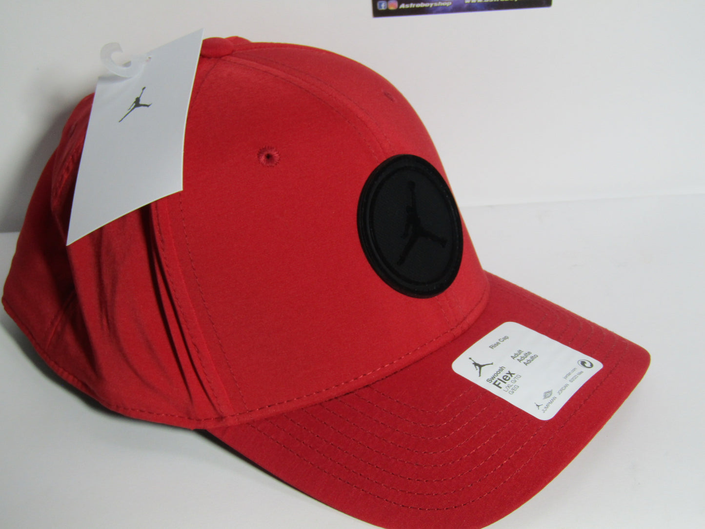 GORRA JORDAN RISE GYM RED CURVA (L/XL)