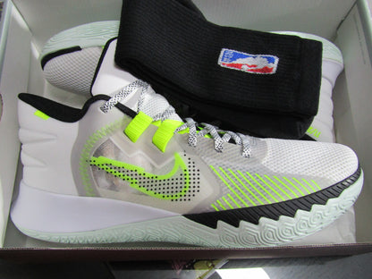 KYRIE IVING FLYTRAP 5 WHITE VOLT EN CAJA