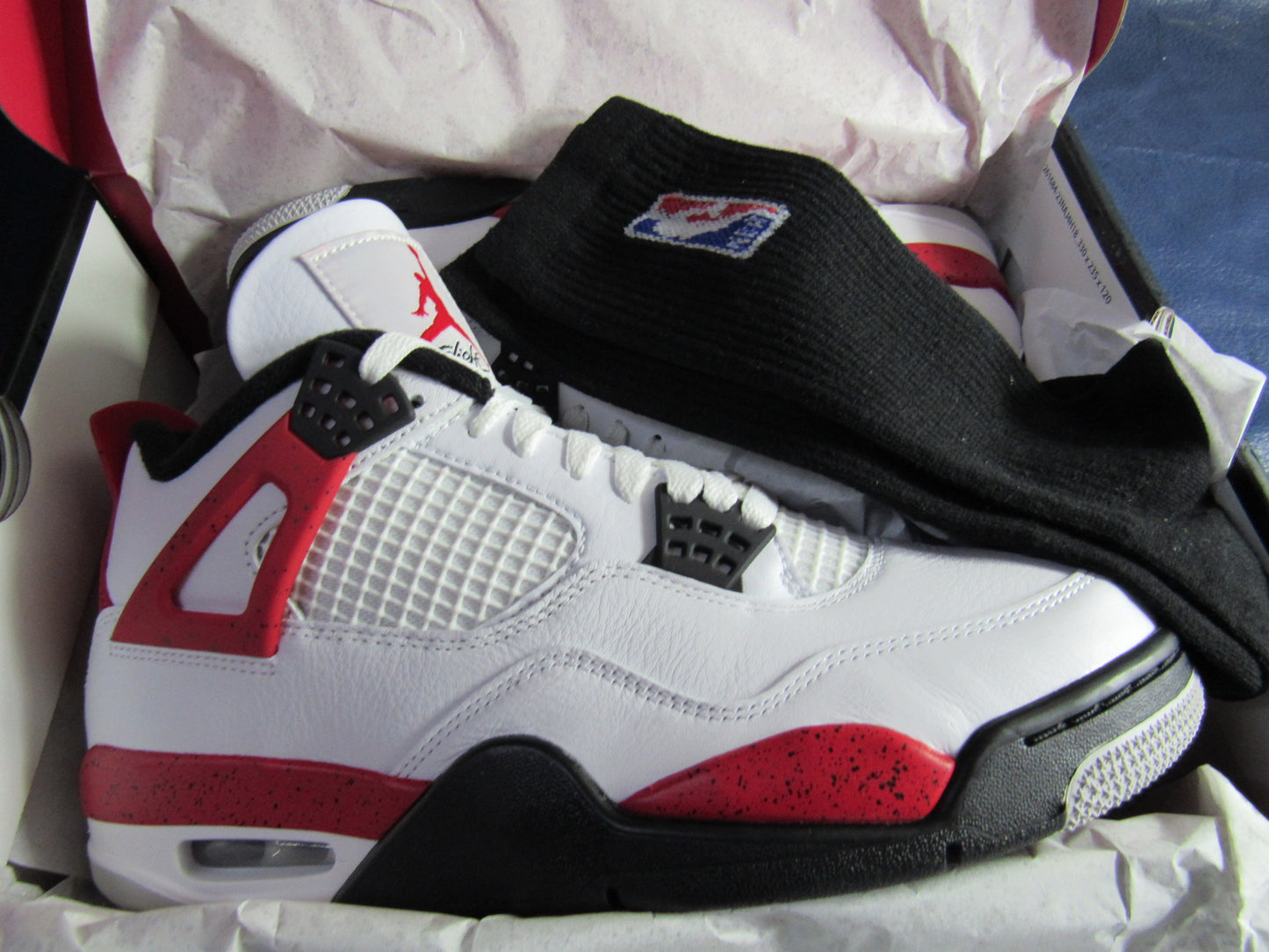 JORDAN 4 RED CEMENT EN CAJA