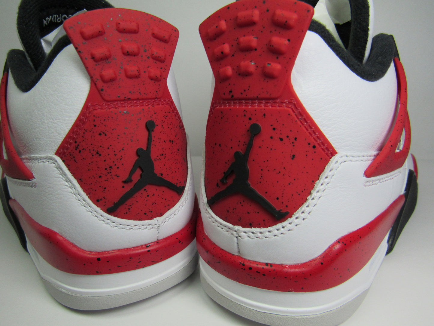 JORDAN 4 RED CEMENT GS KIDS EN CAJA