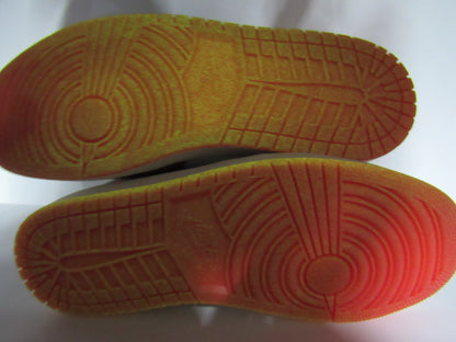 JORDAN 1 HIGH SPIDER VERSE GLOW IN THE DARK EN CAJA