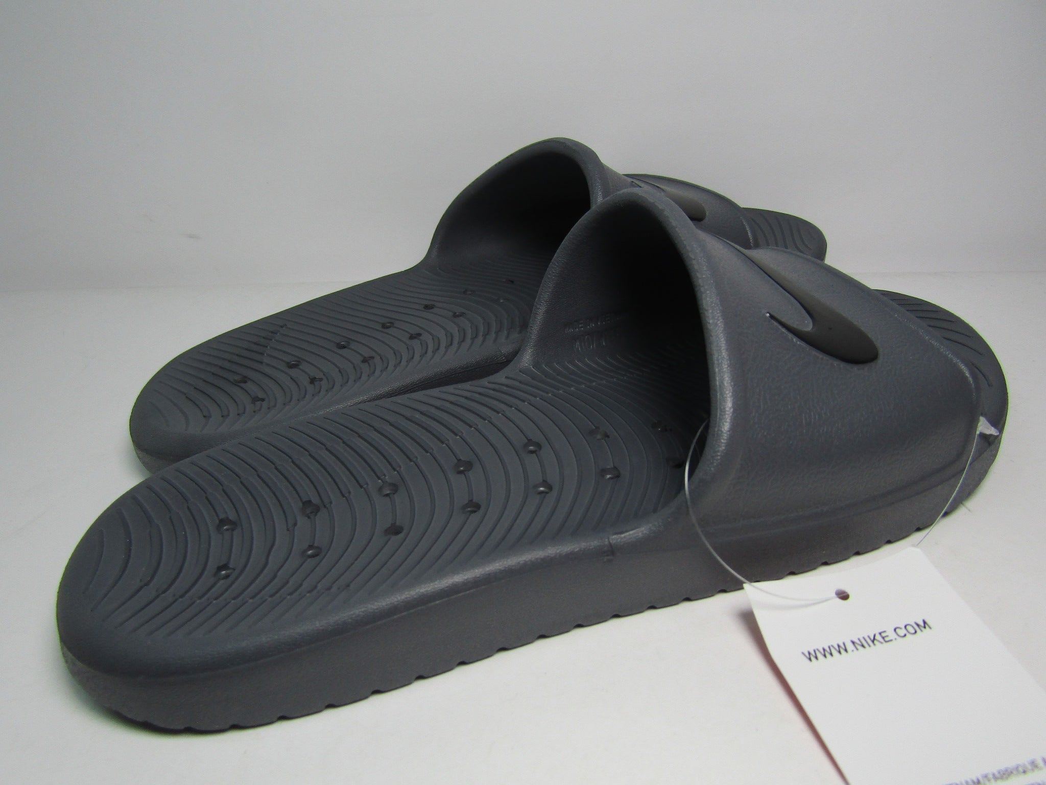 Nike kawa slide grey deals