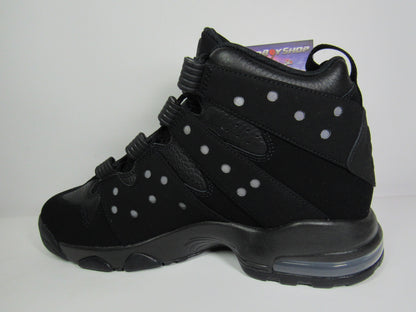 BARKLEY CB94 TRYPLE BLACK 2025 EN CAJA