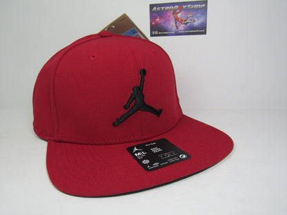 GORRA PLANA JORDAN PRO CAP GYM RED TORO (M/L) MOD:FD5184-687