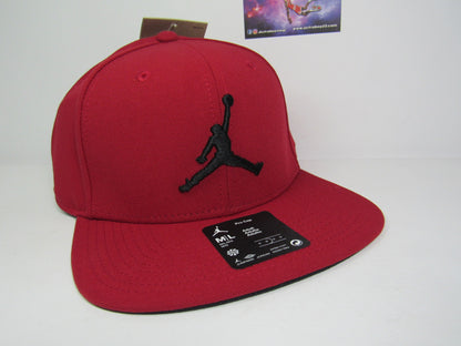 GORRA PLANA JORDAN PRO CAP GYM RED TORO (M/L) MOD:FD5184-687