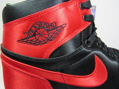 JORDAN 1 HIG (WMNS) SATIN BRED EN CAJA CON EXTRA LACES