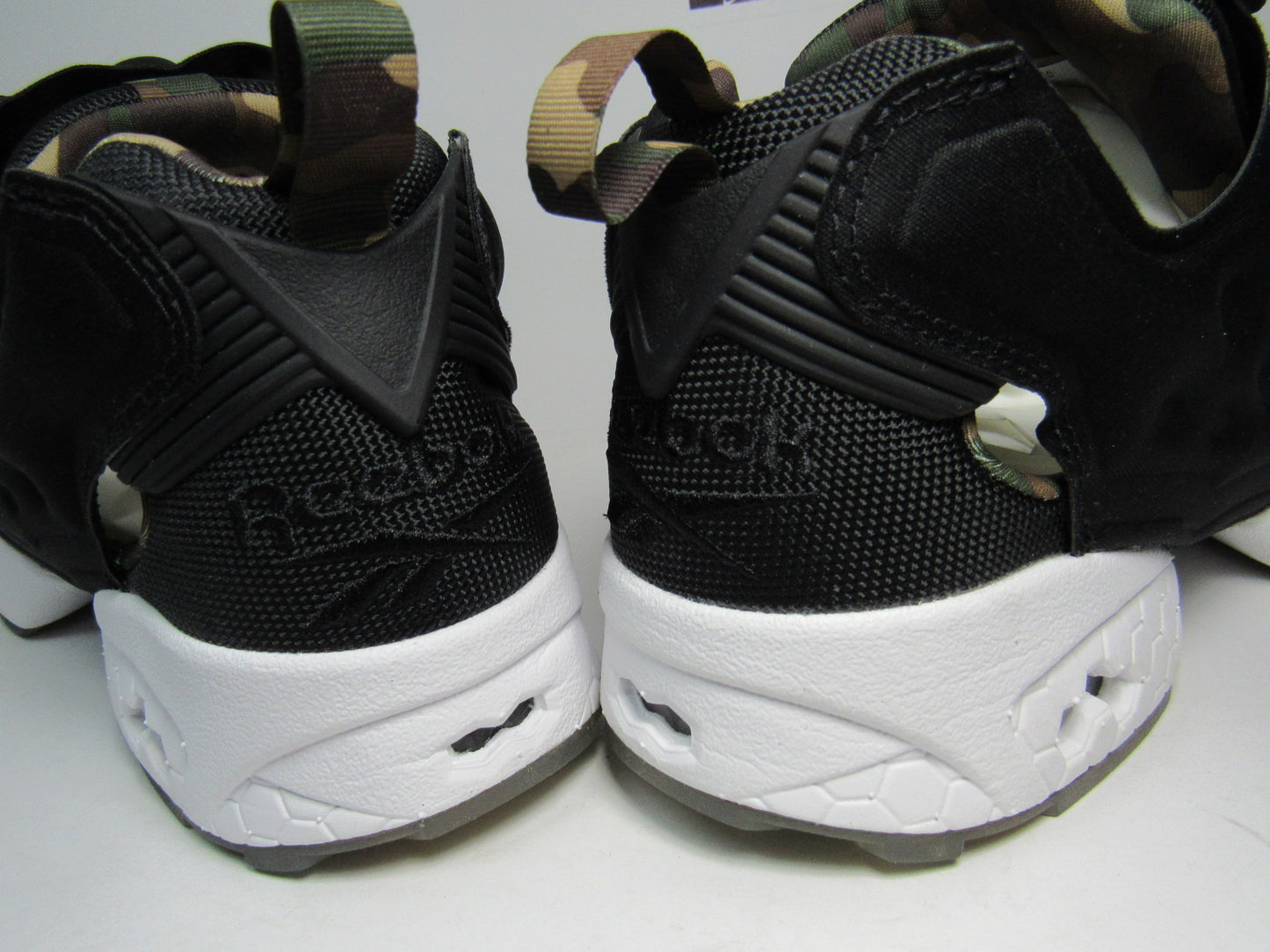 RBK THE PUMP FURY "CAMOUFLAGE" EN CAJA