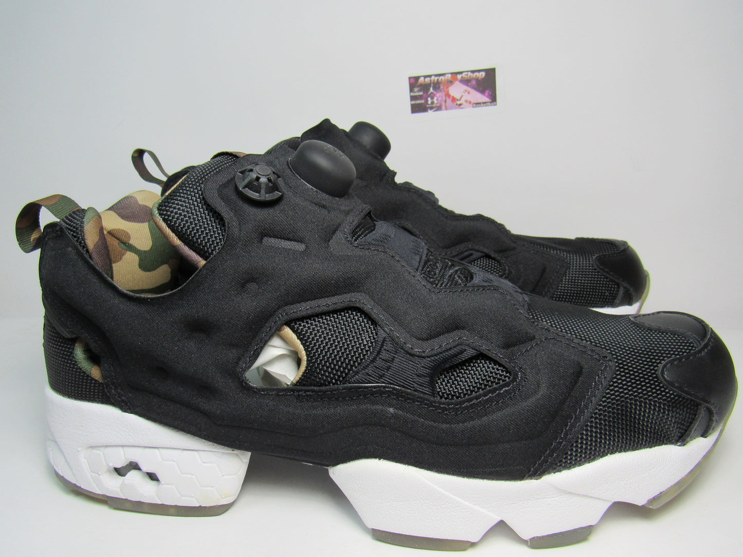 RBK THE PUMP FURY "CAMOUFLAGE" EN CAJA