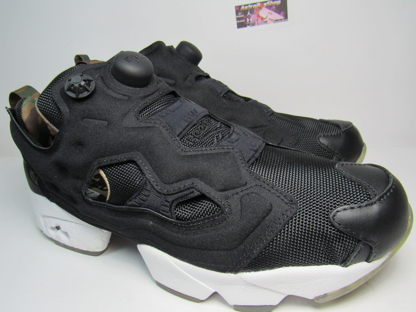 RBK THE PUMP FURY "CAMOUFLAGE" EN CAJA