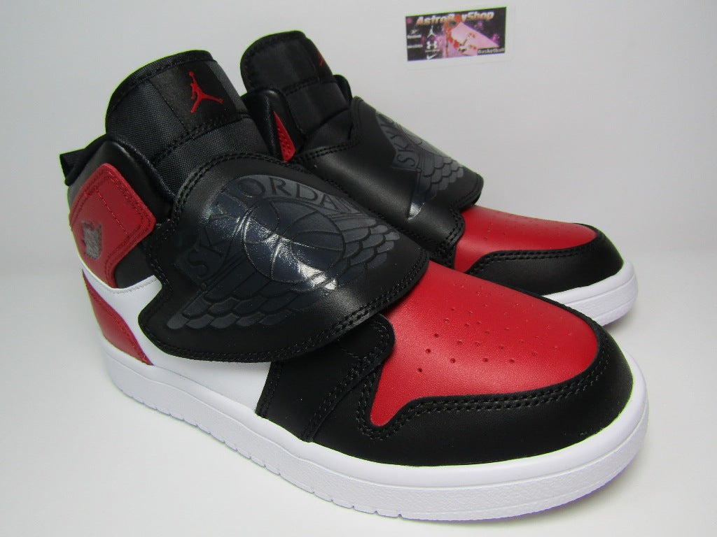 JORDAN 1 SKY BRED TOE KIDS EN CAJA (21CM)