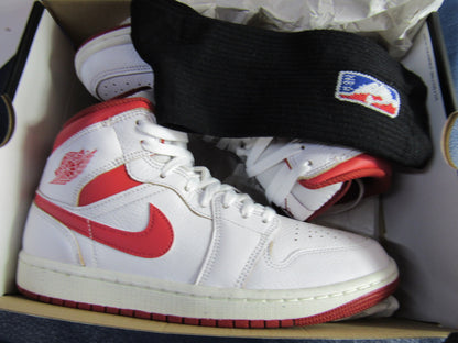 JORDAN 1 MID SE "DUNE RED" EN CAJA
