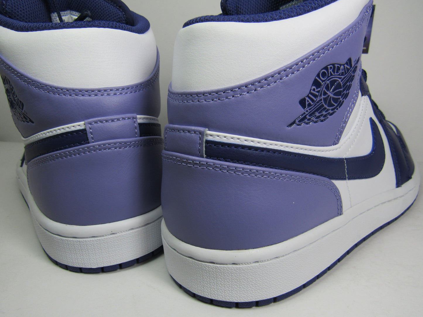 JORDAN 1 MID MULBERRY EN CAJA