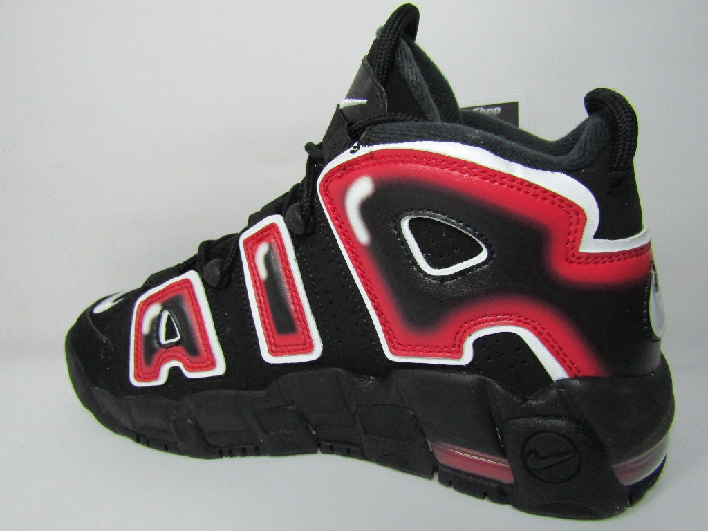 PIPPEN AIR MORE UPTEMPO CRIMSON KIDS EN CAJA (23.5 CM)