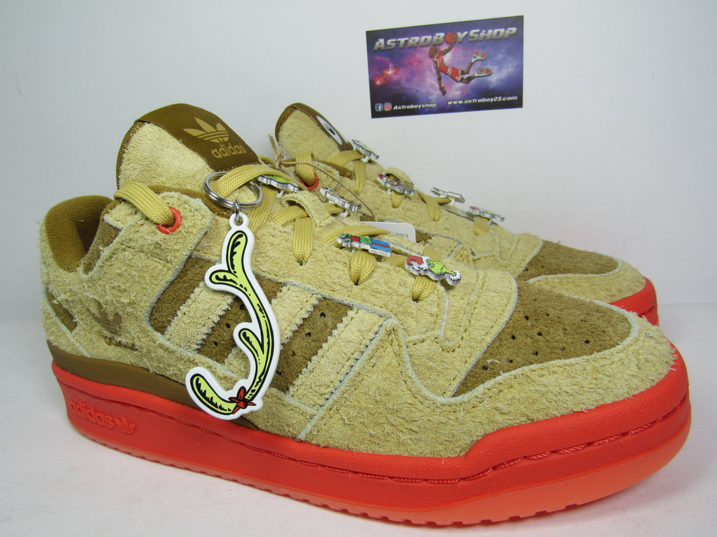 ADIDAS FORUM LOW GRINCH "MAX" KIDS EN CAJA