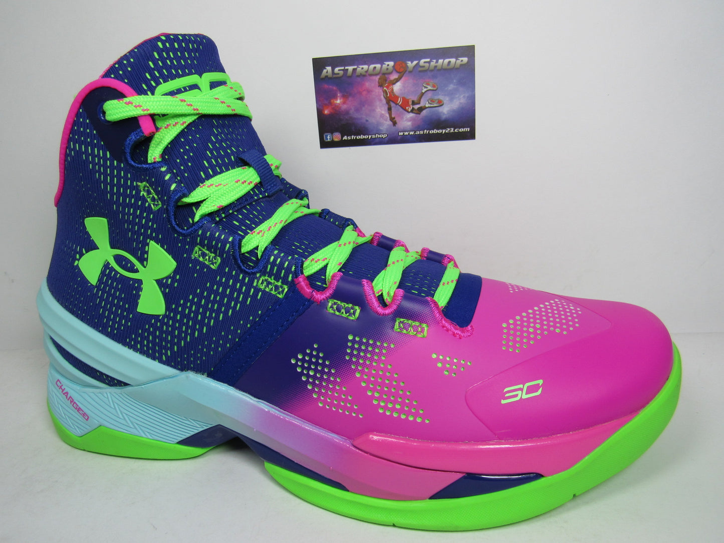 UNDER ARMOUR CURRY 2 NORTHERN LIGHT PINK EN CAJA