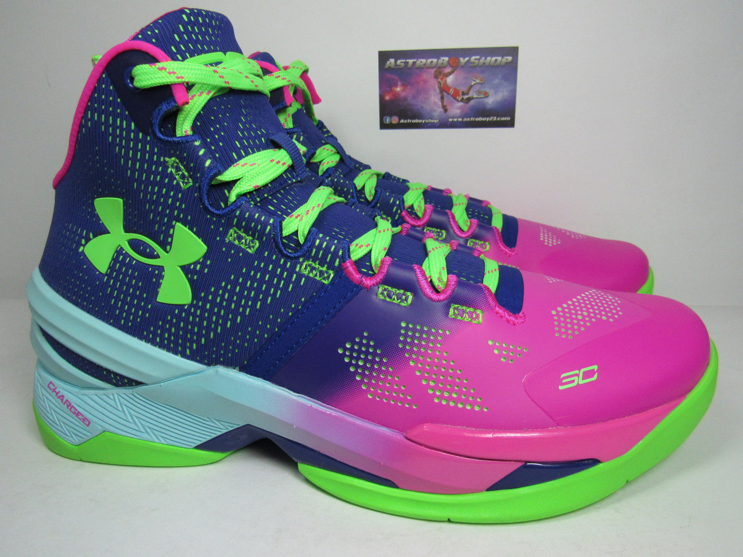 UNDER ARMOUR CURRY 2 NORTHERN LIGHT PINK EN CAJA