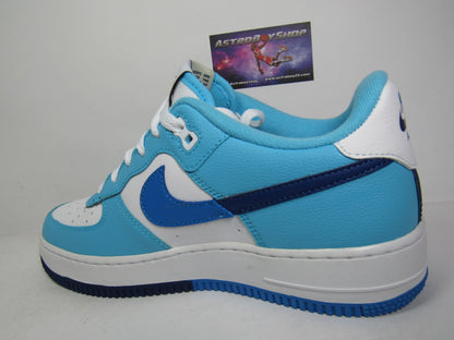 NIKE AIR FORCE 1 KIDS "PHOTO BLUE" EN CAJA