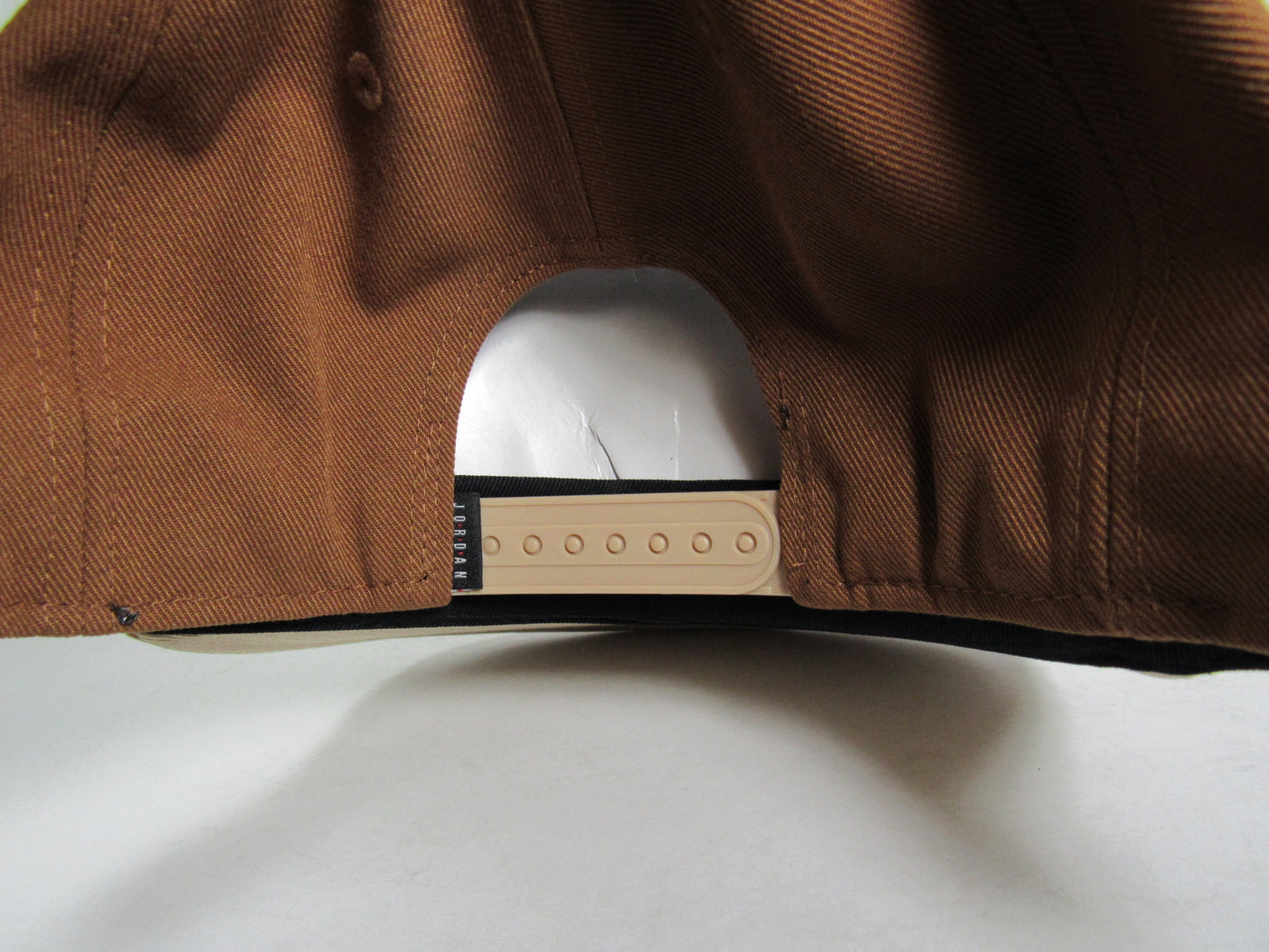 GORRA JORDAN PRO JUMPMAN BROWN (M/L) UNITALLA