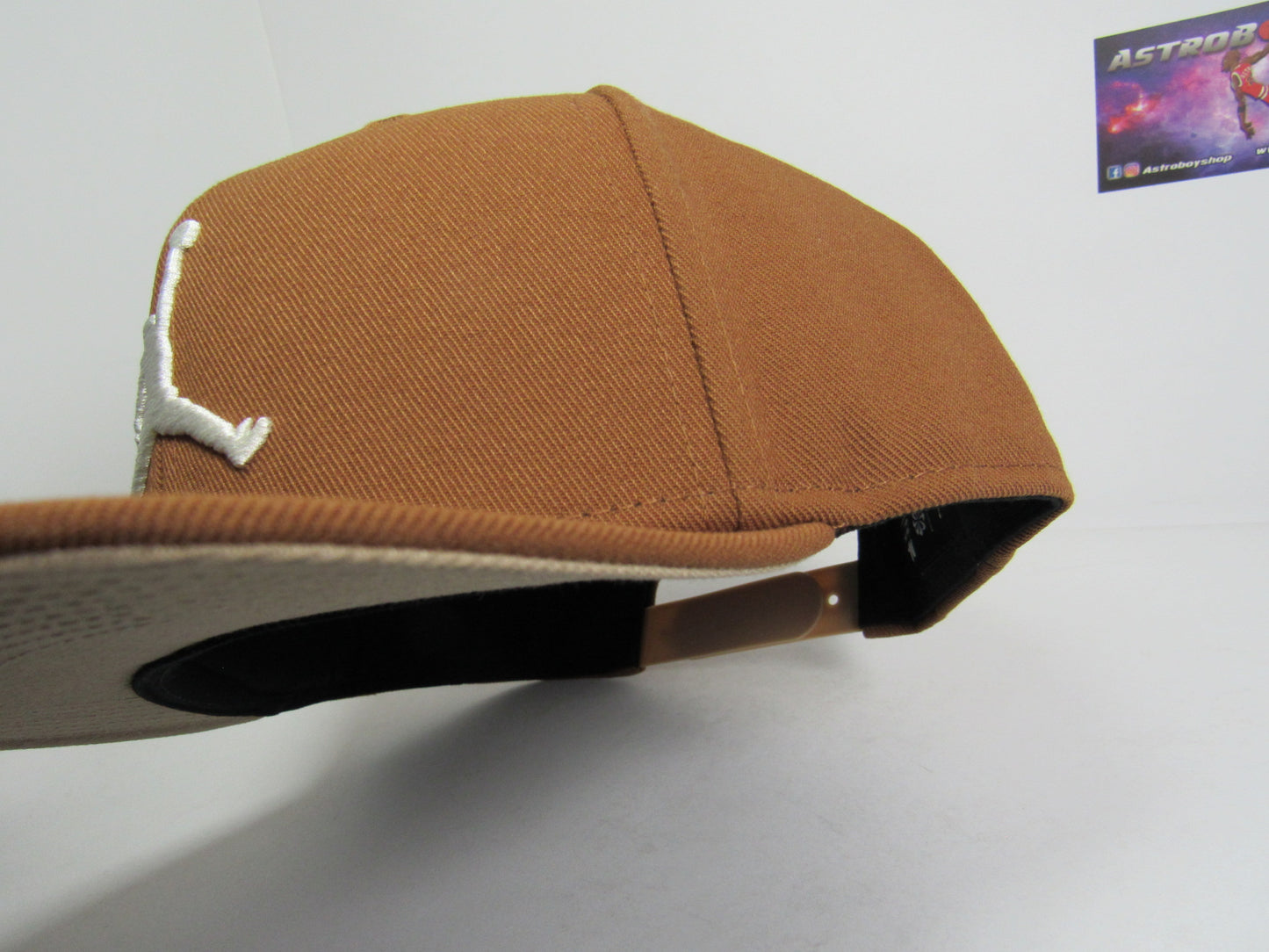 GORRA JORDAN PRO JUMPMAN BROWN (M/L) UNITALLA