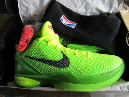 KOBE 6 GRINCH EDITION EN CAJA
