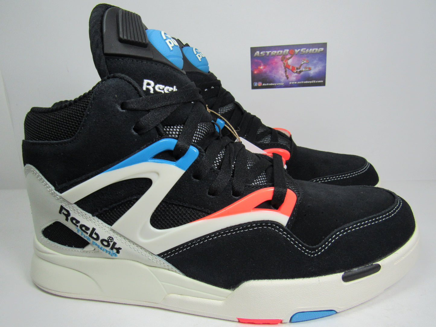 REEBOK THE PUMP OMNI ZONE 2 "CORE BLACK" EN CAJA