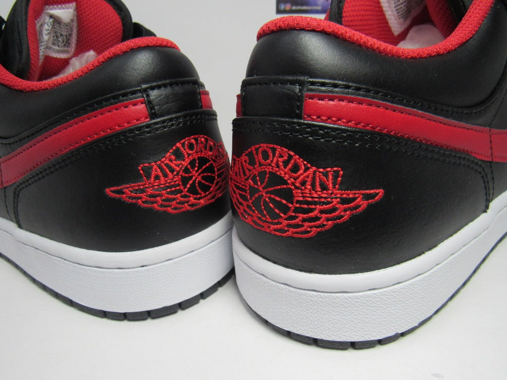 JORDAN 1 LOW WHITE TOE EDITION EN CAJA