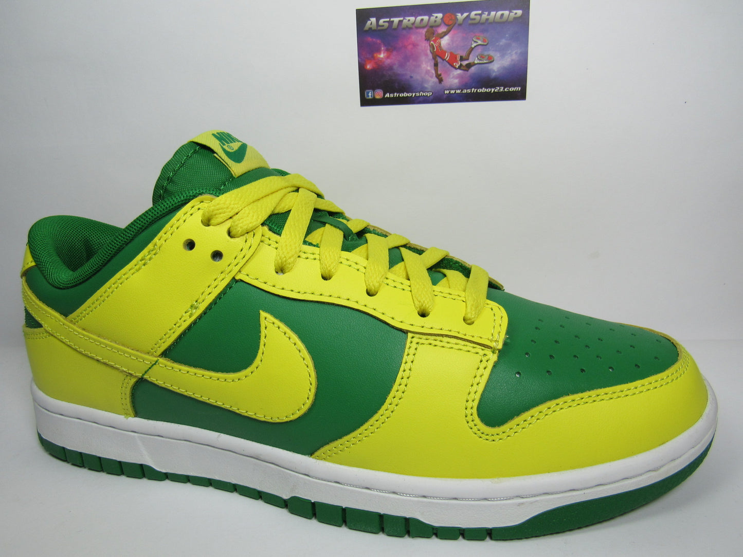 NIKE DUNK LOW "REVERSE BRAZIL" EN CAJA