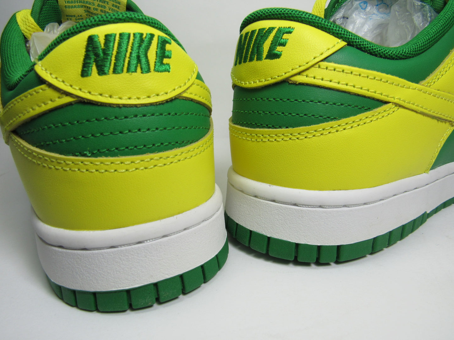 NIKE DUNK LOW "REVERSE BRAZIL" EN CAJA