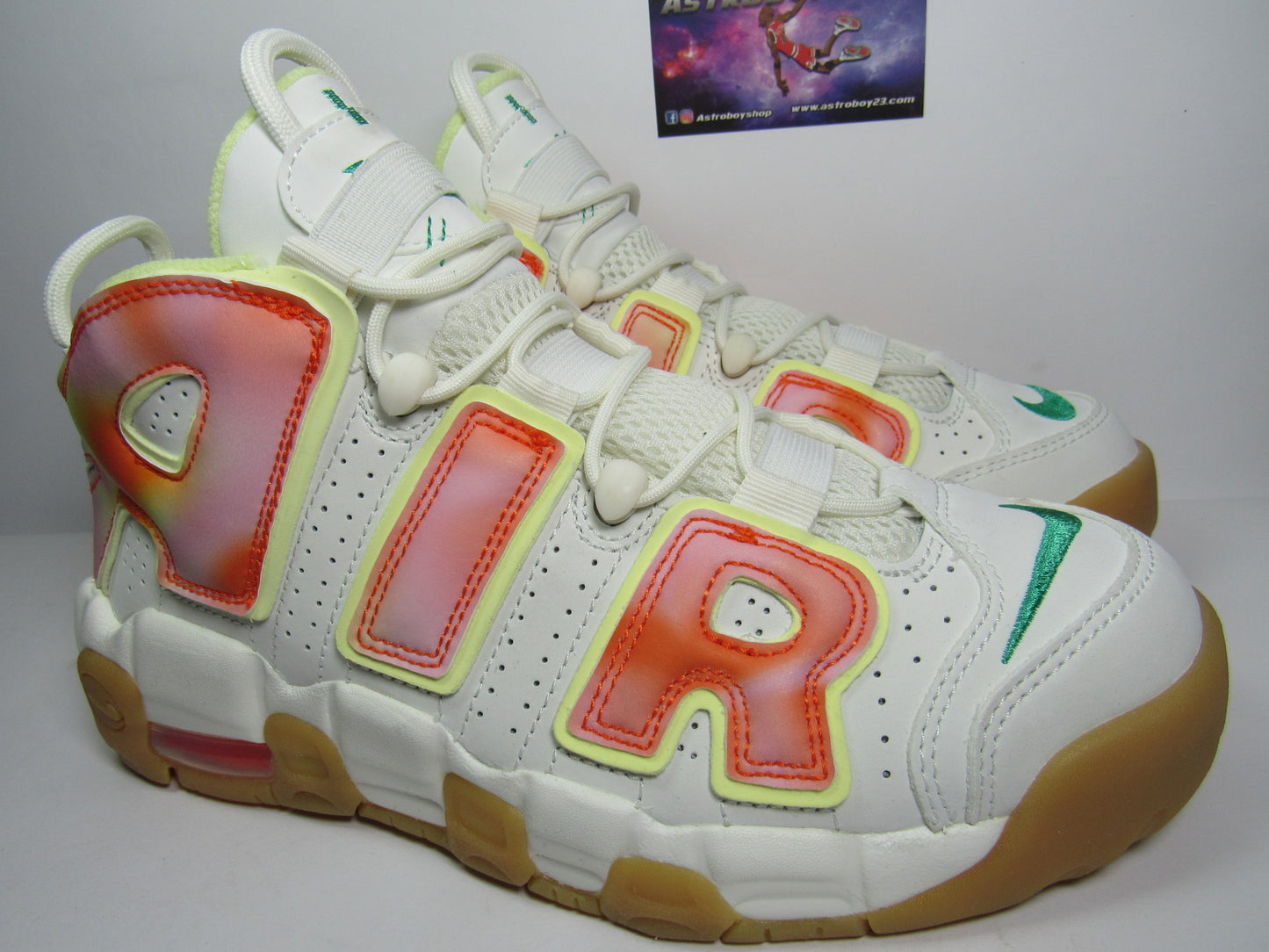 PIPPEN AIR MORE UPTEMPO KIDS "COLORS" EN CAJA