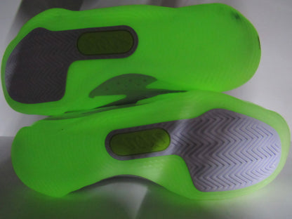 JORDAN ZION 3 GLOW IN THE DARK FOSFORECENTES EN CAJA