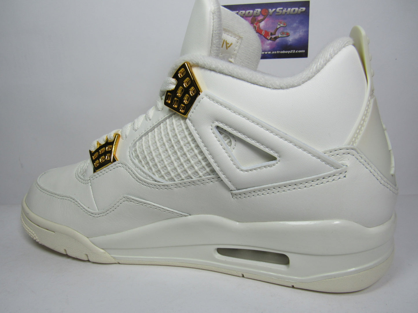 JORDAN 4 WOMENS METALLIC GOLD EN CAJA